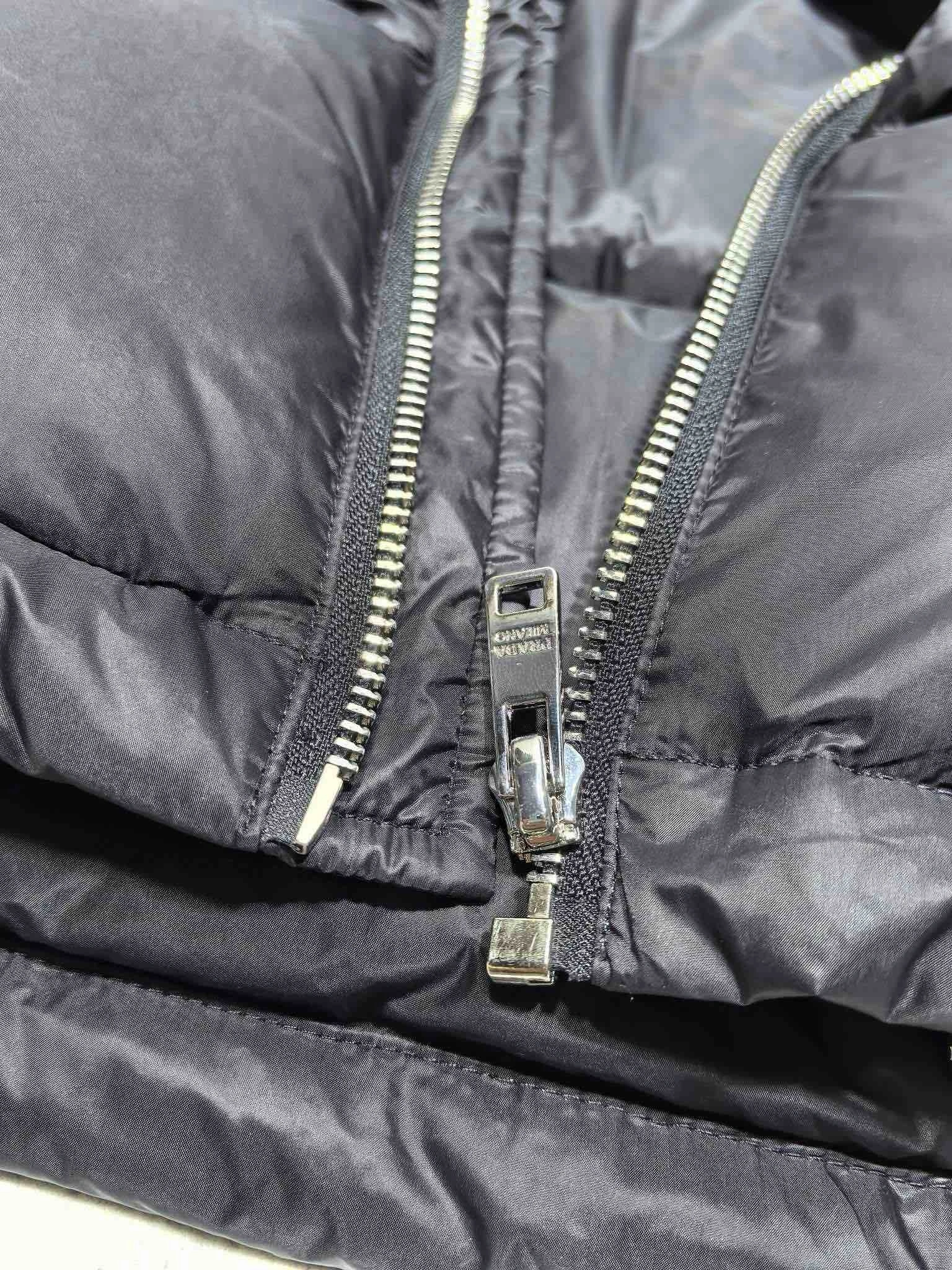wg.luxury- Pr141 Down Jacket item:D-F205I0823